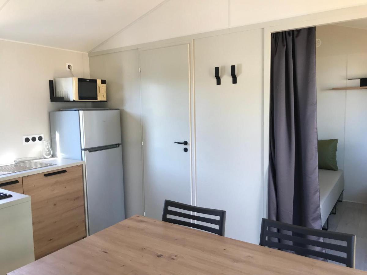 Mobile-Home Pin Bec-de-Mortagne Luaran gambar